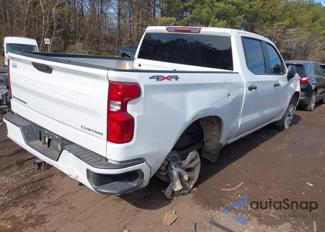 2024 Chevrolet Silverado K1500 Custom z USA, uszkodzony, nr VIN 3GCPDBEK4RG304028